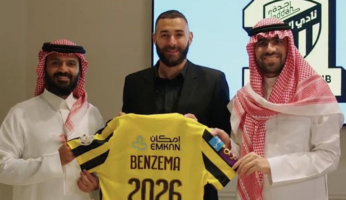 Karim Benzema yıllık 200 milyon euroya Suudi Arabistan&#039;ın Al-Ittihad takımına transfer oldu
