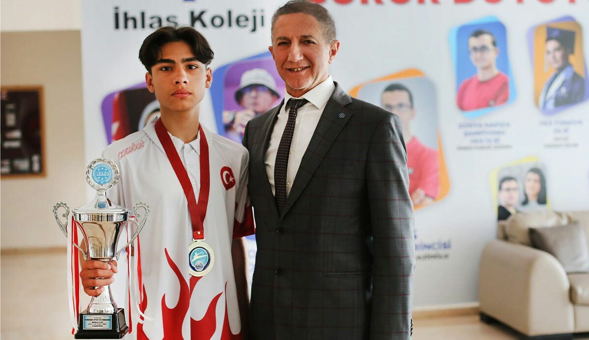 İhlas Koleji öğrencisi Turhan Ayhan Aydeniz, Türkiye şampiyonu oldu