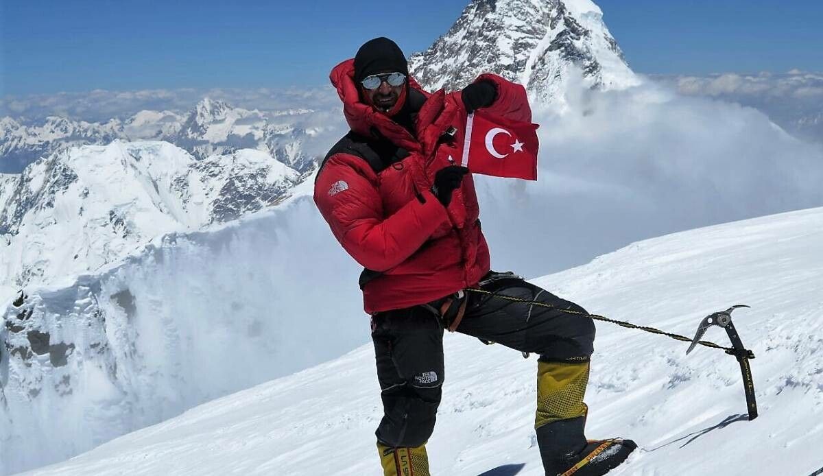 Dünya&#039;da sadece 45 kişi tamamlayabildi! Türk dağcı Tunç Fındık 14x8000 projesini başarıyla bitiren ilk Türk sporcu oldu