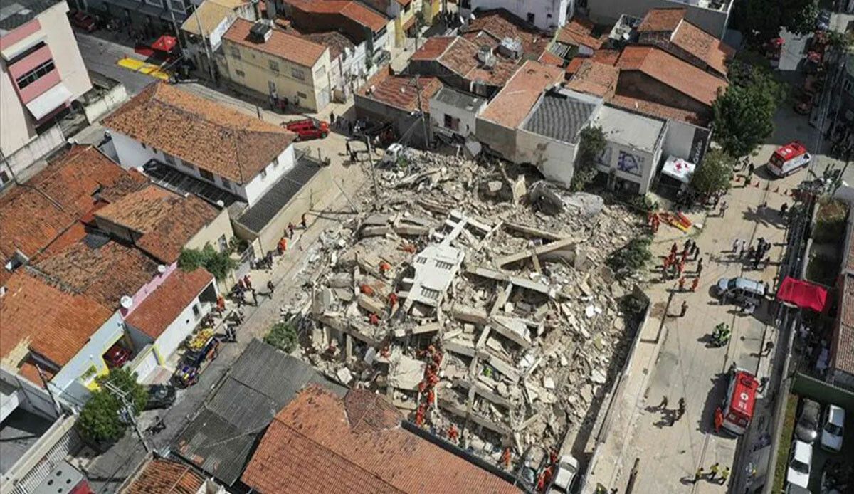 Brezilya&#039;da 4 katlı apartman çöktü: Çok sayıda ölü ve kayıp var