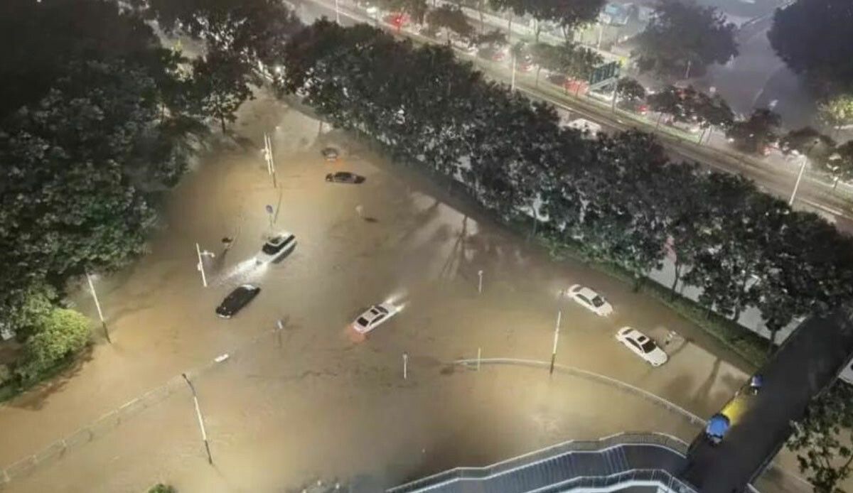 Hong Kong&#039;da son 140 yılın en şiddetli yağışı! Tüneli su bastı: 2 kişi öldü