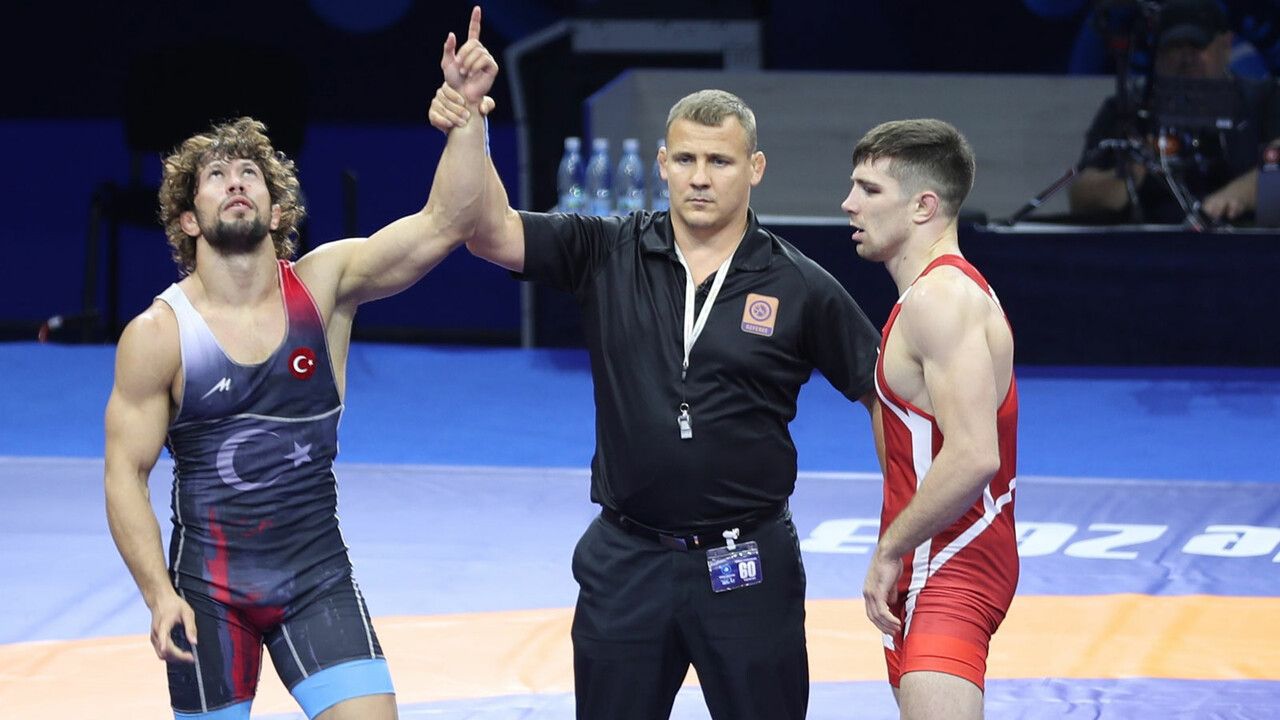 Selçuk Can Dünya üçüncüsü! Milli güreşçi Belgrad&#039;da bronz madalya kazandı