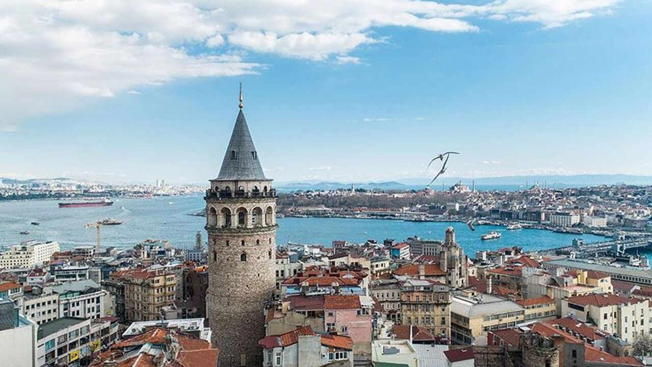Bakanlık verileri açıkladı: İstanbul&#039;a gelen turist sayısı artıyor: