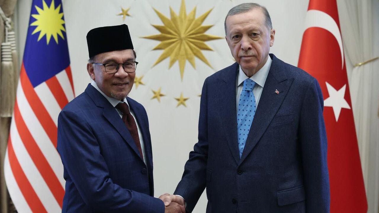 Son dakika... Cumhurbaşkanı Erdoğan&#039;dan İsrail-Filistin diplomasisi: Malezya lideri ile görüştü
