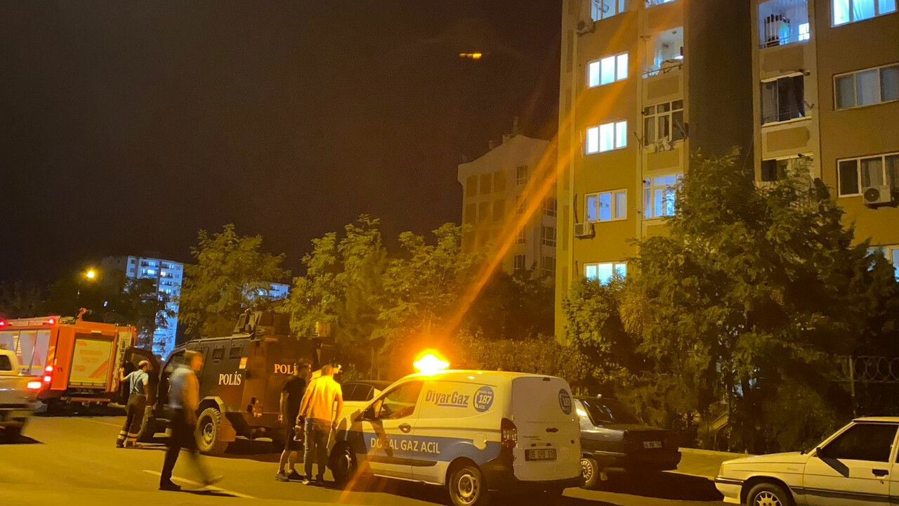 Diyarbakır’da doğal gaz kokusu bina sakinlerini sokağa döktü