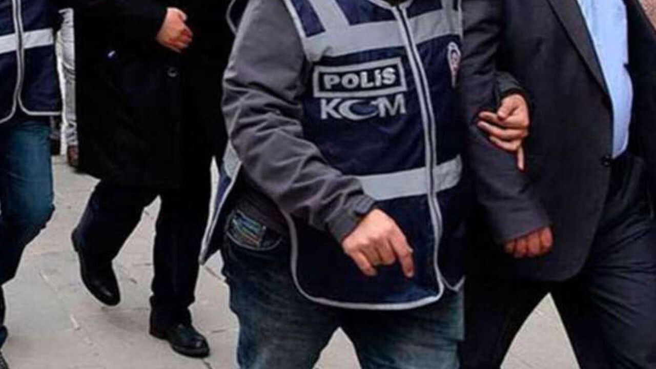 Kırklareli&#039;nde kaçakçılık operasyonu: 10 gözaltı