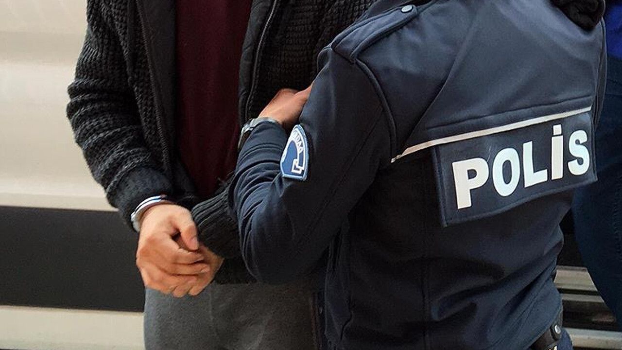 Karabük&#039;te zehir tacirlerine darbe! Operasyonda yakalanan 30 şüpheliden 3&#039;ü tutuklandı