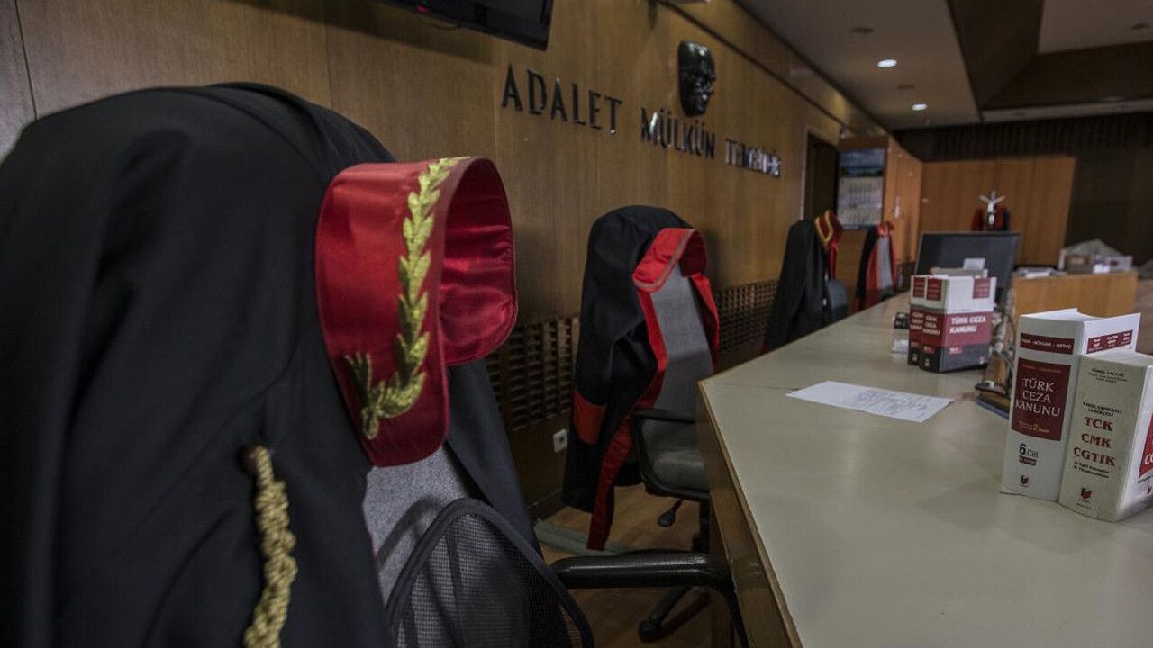 Yargıda yeni dönem! Bakan Tunç duyurdu: Hakim ve savcı yardımcılığı sistemi 2024&#039;te başlıyor