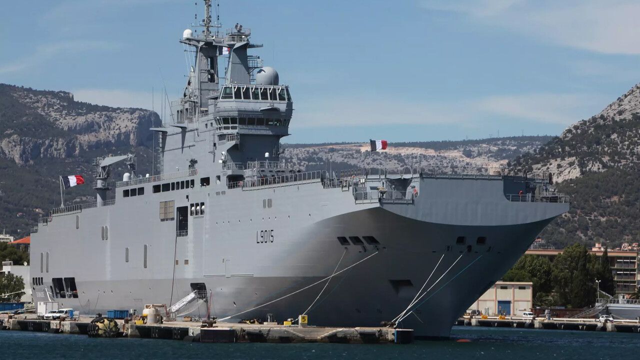 Fransa, Doğu Akdeniz&#039;e helikopter gemisi yolluyor