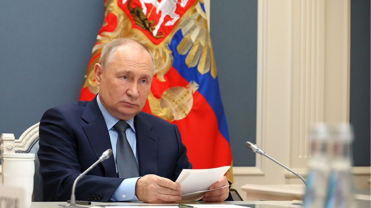 Putin, Zelenskiy&#039;i suçladı: Müzakere masasından çekilen Ukrayna