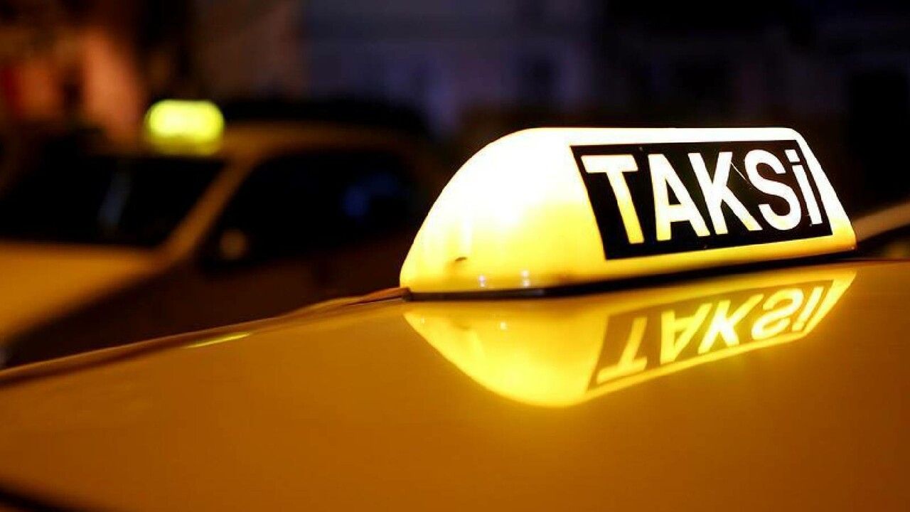 Yolcu seçmenin faturası ağır oldu: Turist avına çıkan taksici trafikten men edildi