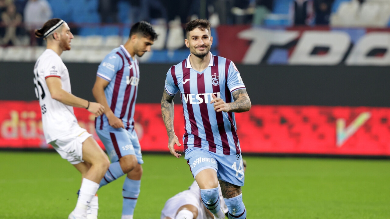 Trabzonspor Kupa&#039;da 3 golle turladı! Çorum FK 4. Tur&#039;da veda etti