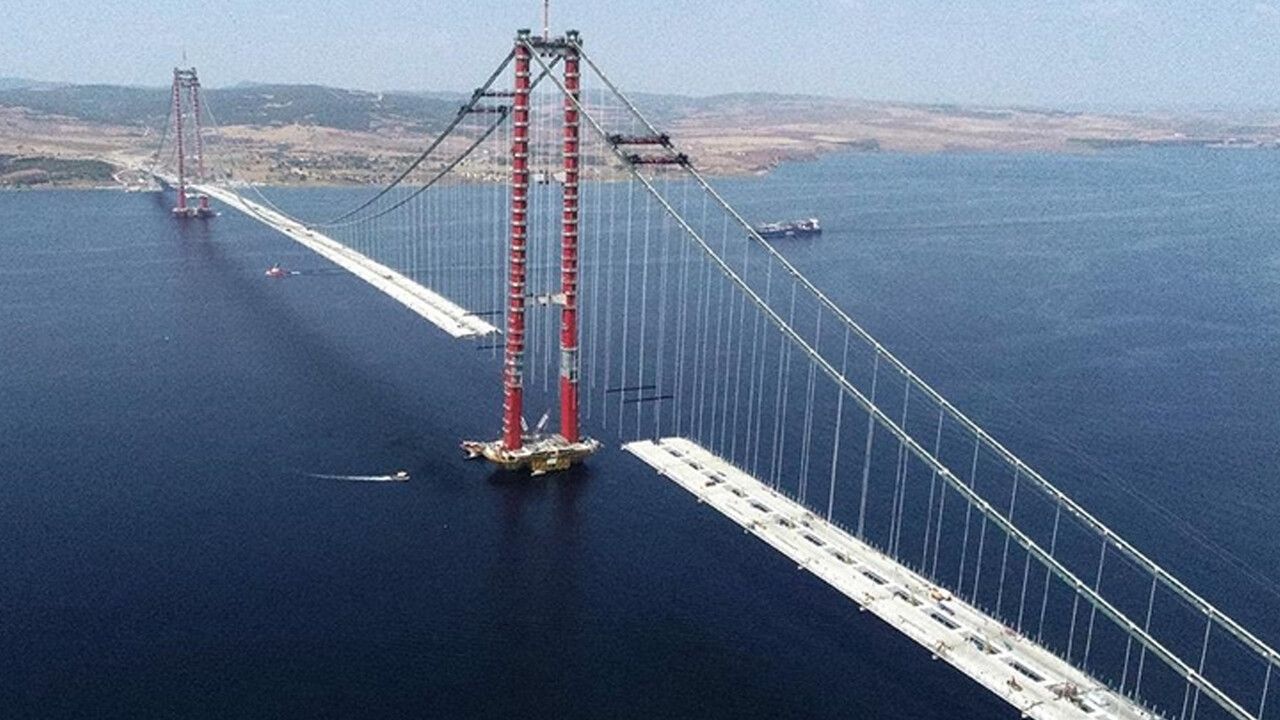 Bakan Uraloğlu açıkladı: Çanakkale Köprüsü uluslararası alanda ‘yılın projesi’ ödülü