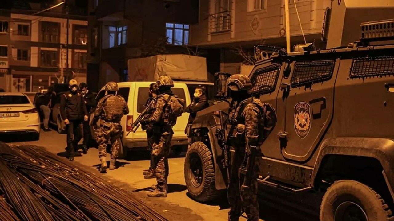 İstanbul ve Tunceli’de düzenlenen terör operasyonunda 5 tutuklama