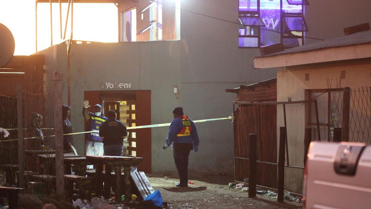 Güney Afrika&#039;da silahlı saldırı: 9 kişi öldü, 8 kişi yaralandı