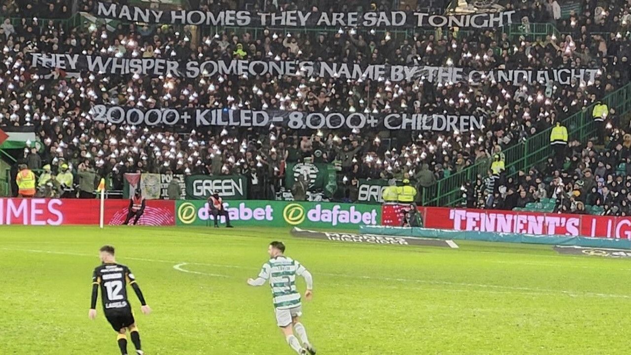 İskoçya takımı Celtic&#039;ten insanlık dersi! Filistin için açılan pankartlar gündem oldu