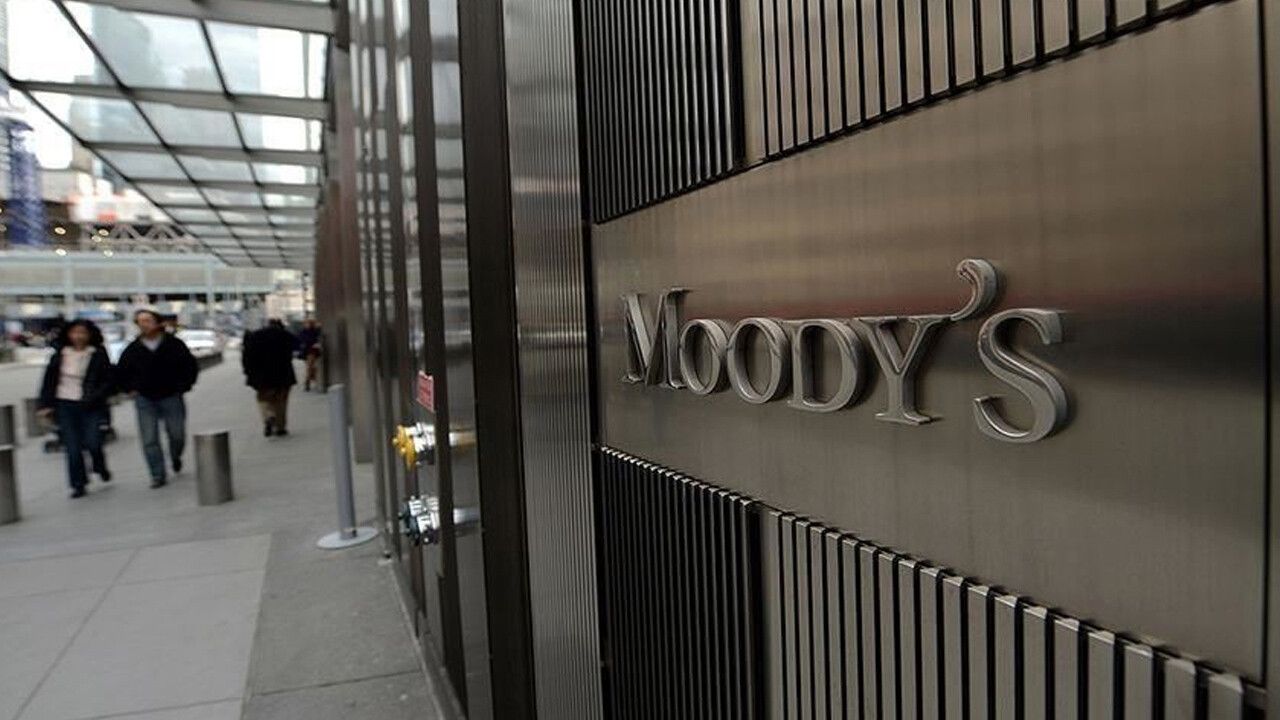 Moody&#039;s 17 Türk bankasının kredi notunu &#039;pozitif&#039;e çevirdi