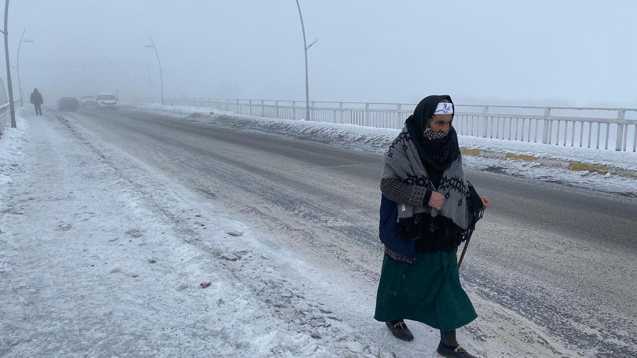 Batıda entübe olan kış, Ardahan&#039;da kendini göstermeye devam ediyor