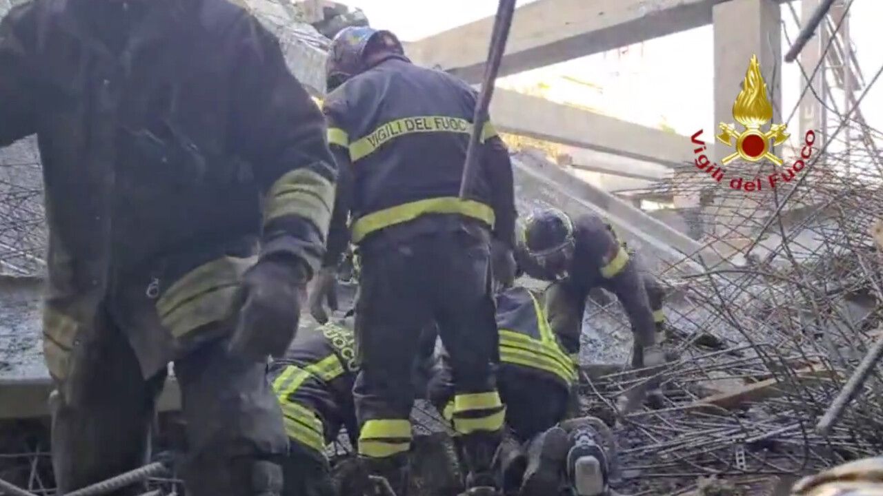 İtalya&#039;da inşaat halindeki bina çöktü: 2 işçinin hayatını kaybettiği olayda yas ilan edildi