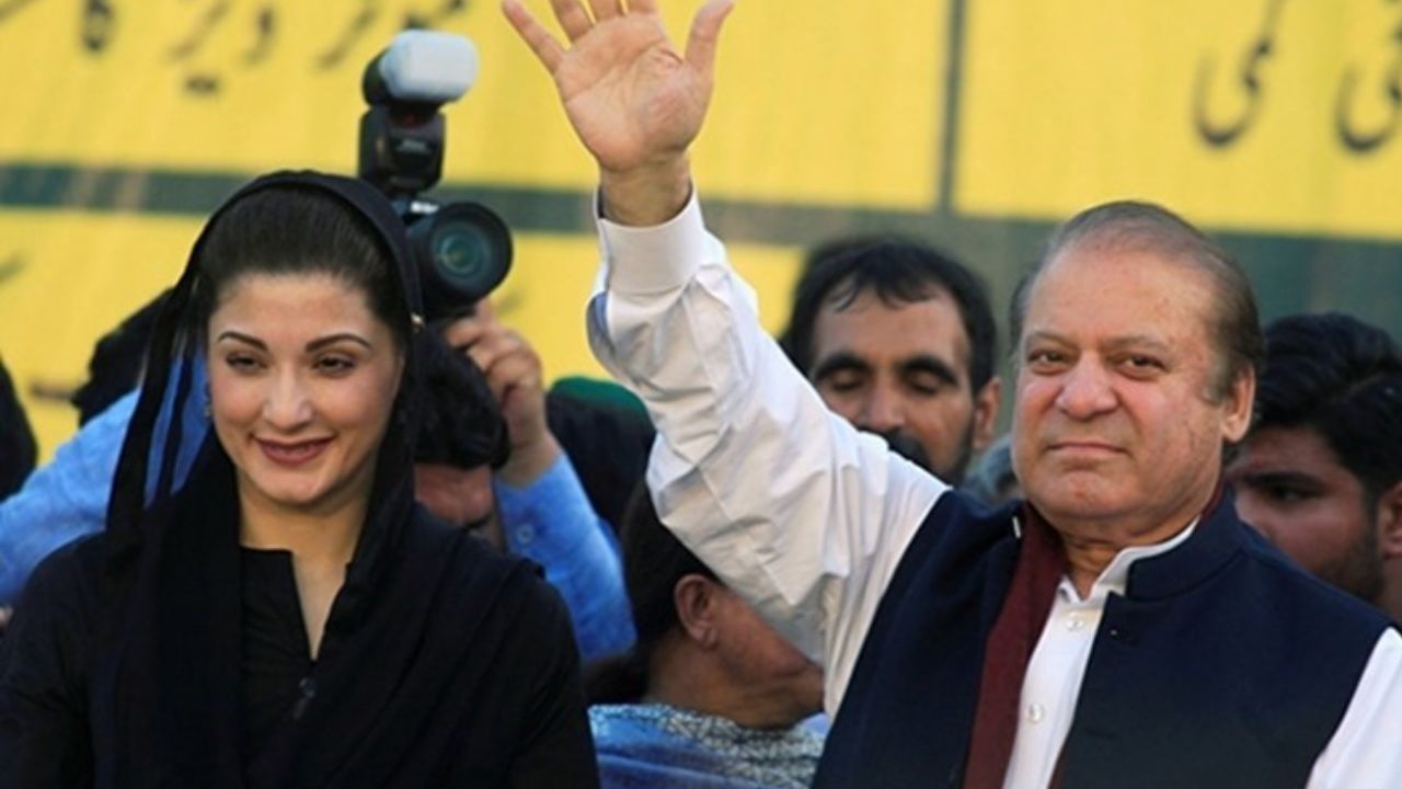 Pakistan&#039;da ilk kez bir kadın eyalet başbakanı seçildi