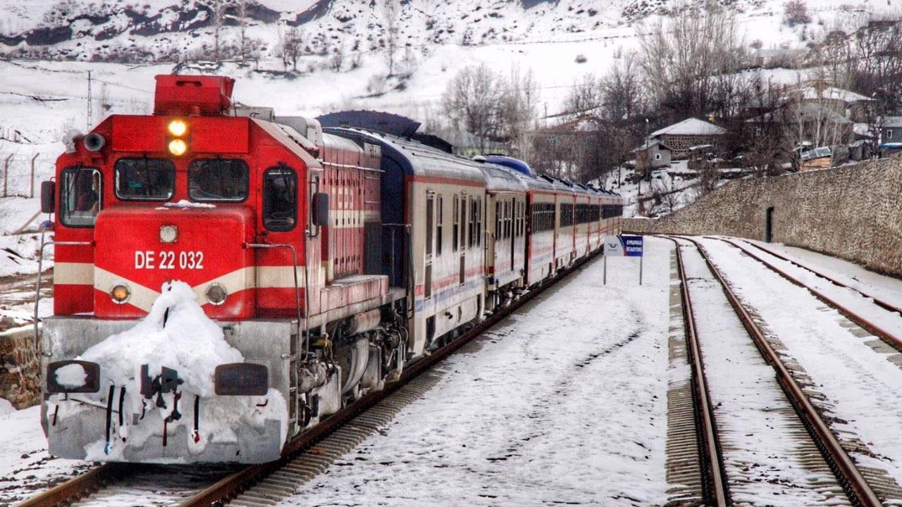 Terör tehlikesi geçince… Doğu Anadolu’ya iki turistik tren seferi birden
