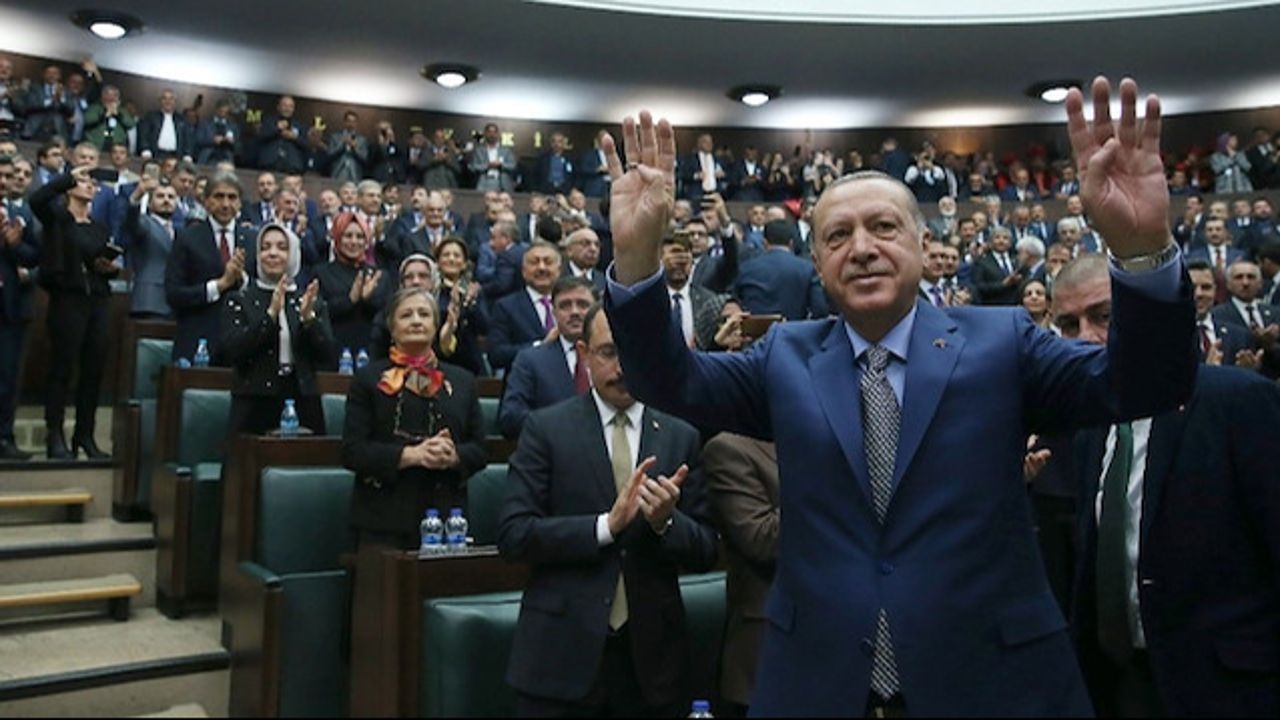 Bir ihtimal daha var! Erdoğan’ın üçüncü dönem adaylığı Meclis’e bağlı