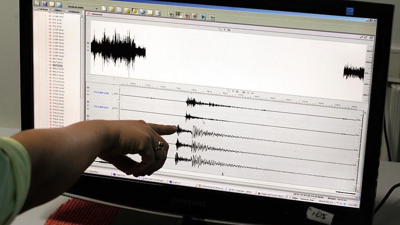 AFAD duyurdu! İran&#039;da 4.2 büyüklüğünde deprem