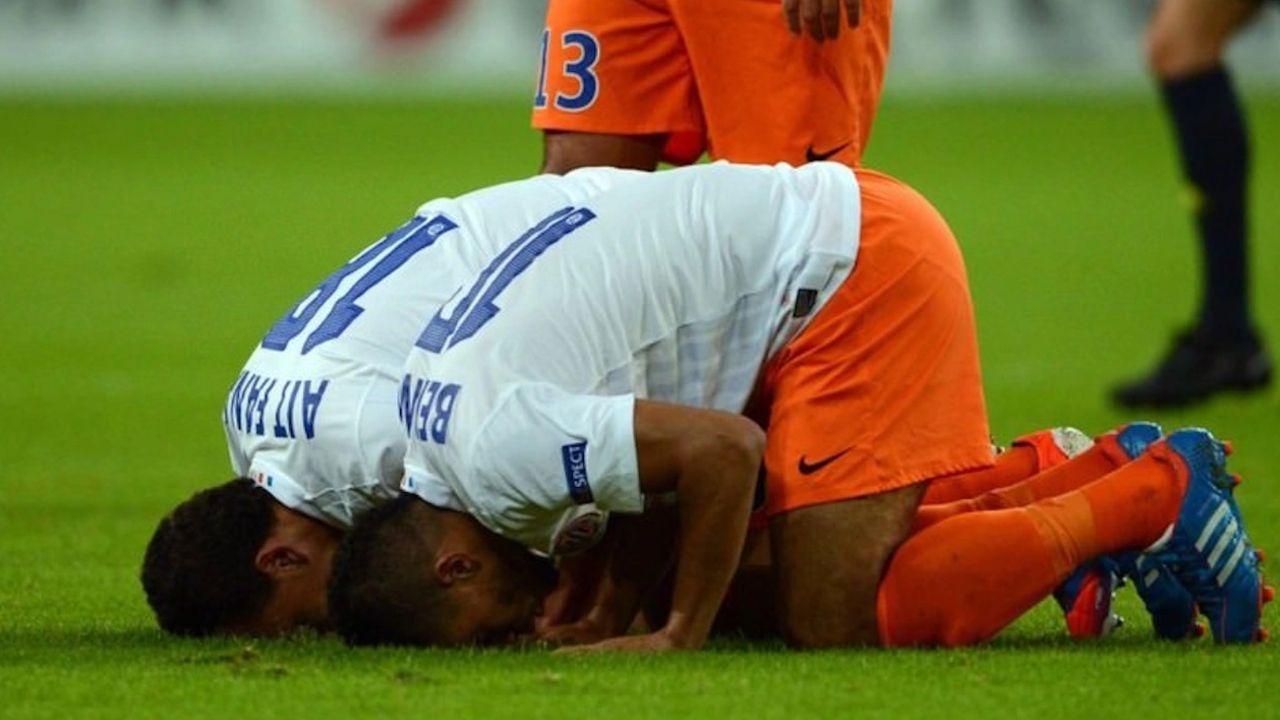 Fransa&#039;da İslam düşmanlığı büyüyor! Hedefte Müslüman futbolcular var