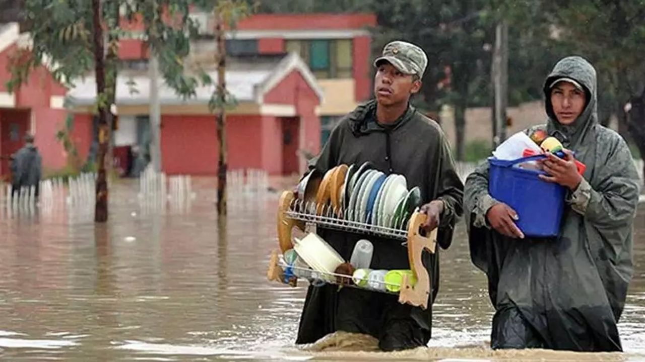 Bolivya&#039;da yağmur mevsimi 52 kişiyi canından etti, çok sayıda kayıp var!