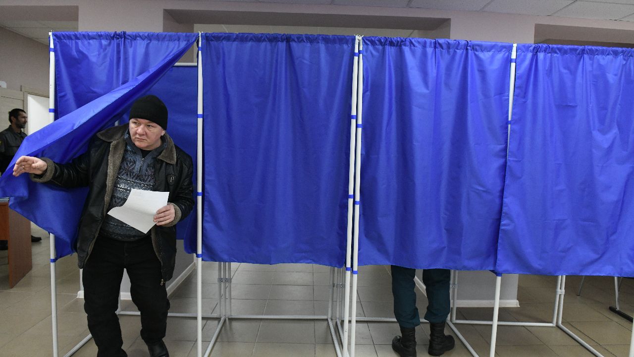 Rusya&#039;da 3 günlük seçimlerin son günü!