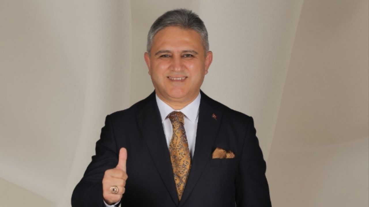 Mustafa Erduran kimdir? Saadet Partisi İzmir Büyükşehir Belediye Başkan Adayı Mustafa Erduran&#039;ın biyografisi