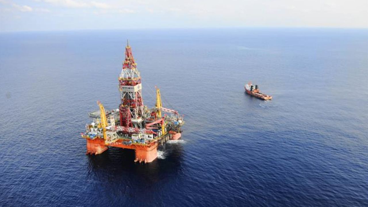 Tam 100 milyon ton! Çin&#039;den büyük petrol keşfi