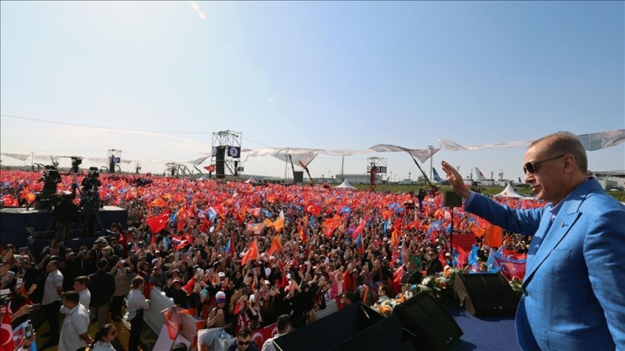 AK Parti İstanbul mitingi bugün saat 14.00&#039;te Atatürk Havalimanı&#039;nda düzenlenecek