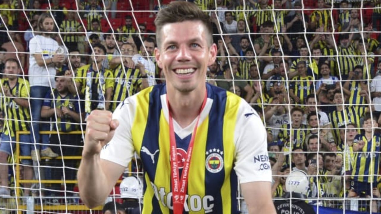 Fenerbahçe&#039;de ayrılık! Gözden düşen Miha Zajc&#039;a Süper Lig&#039;den teklif