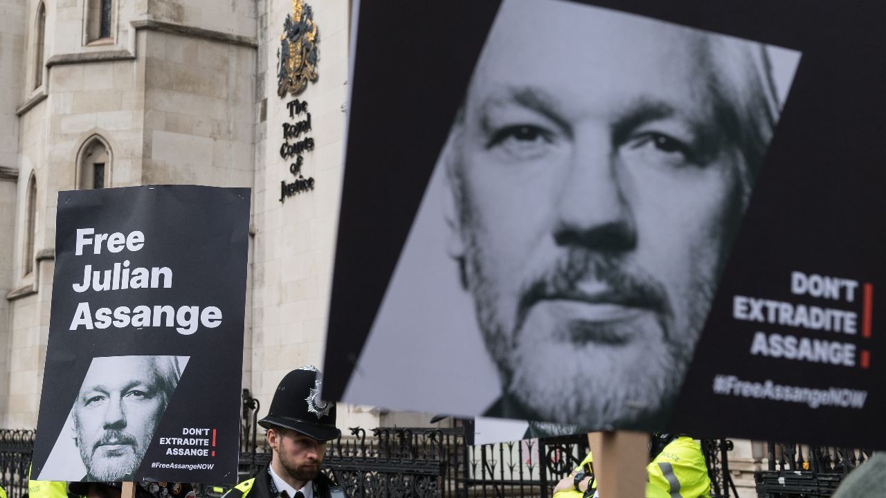 Julian Assange şimdilik ABD&#039;ye iade edilmeyecek