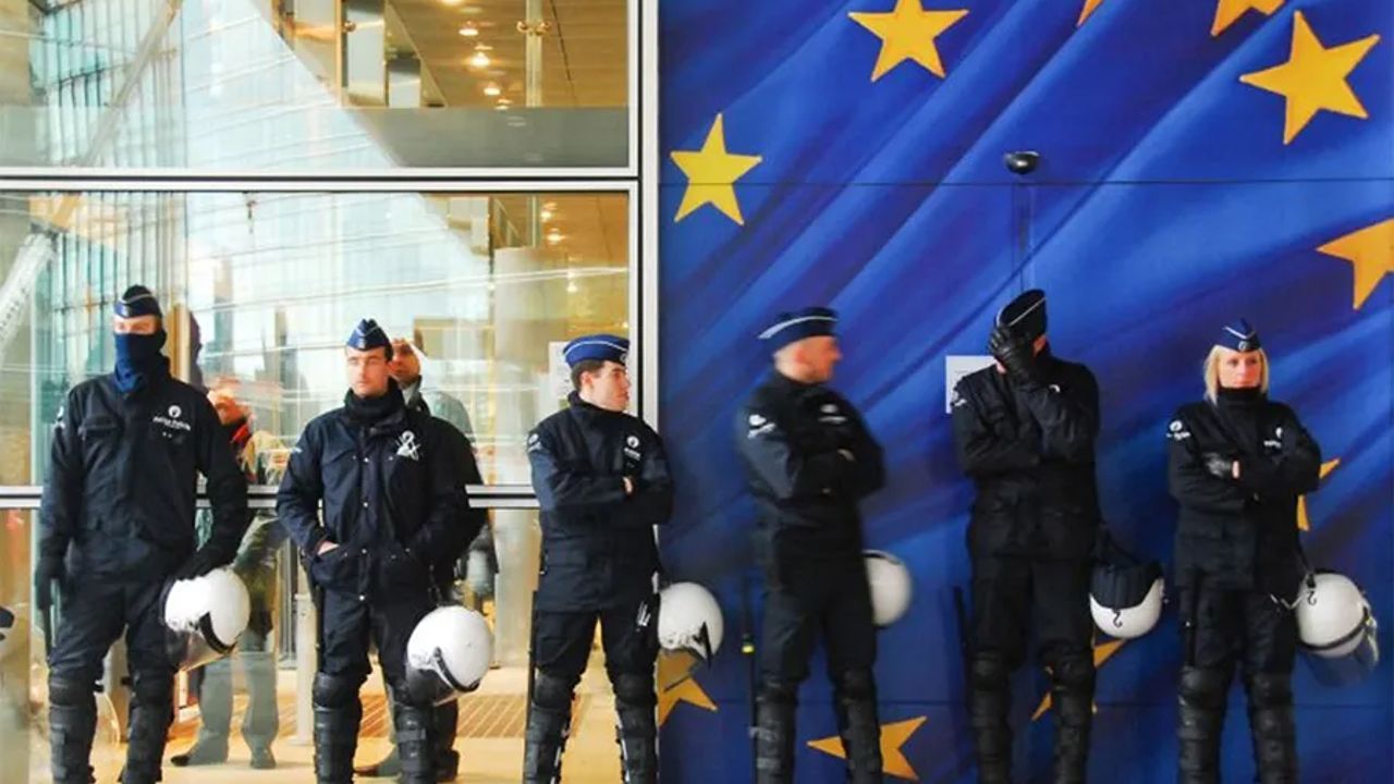 Avrupa Polis Teşkilatı&#039;nda güvenlik ihlali! Europol&#039;de hassas dosyalar kayboldu