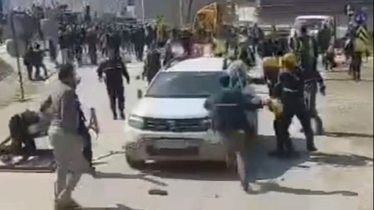 Akkuyu NGS&#039;de gerginlik: İşçiler, firma yetkililerinin araçlarını taşladı
