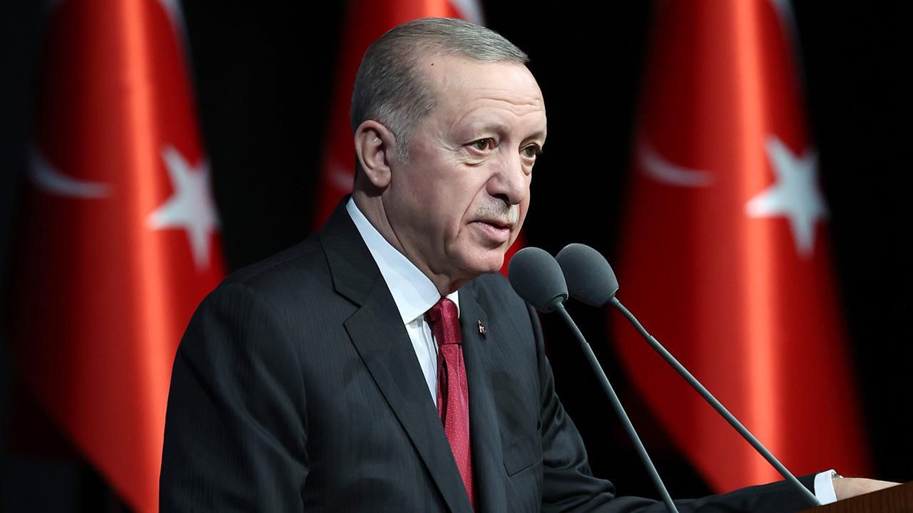 Cumhurbaşkanı Erdoğan, Özgür Özel dahil 7 parti lideriyle görüştü