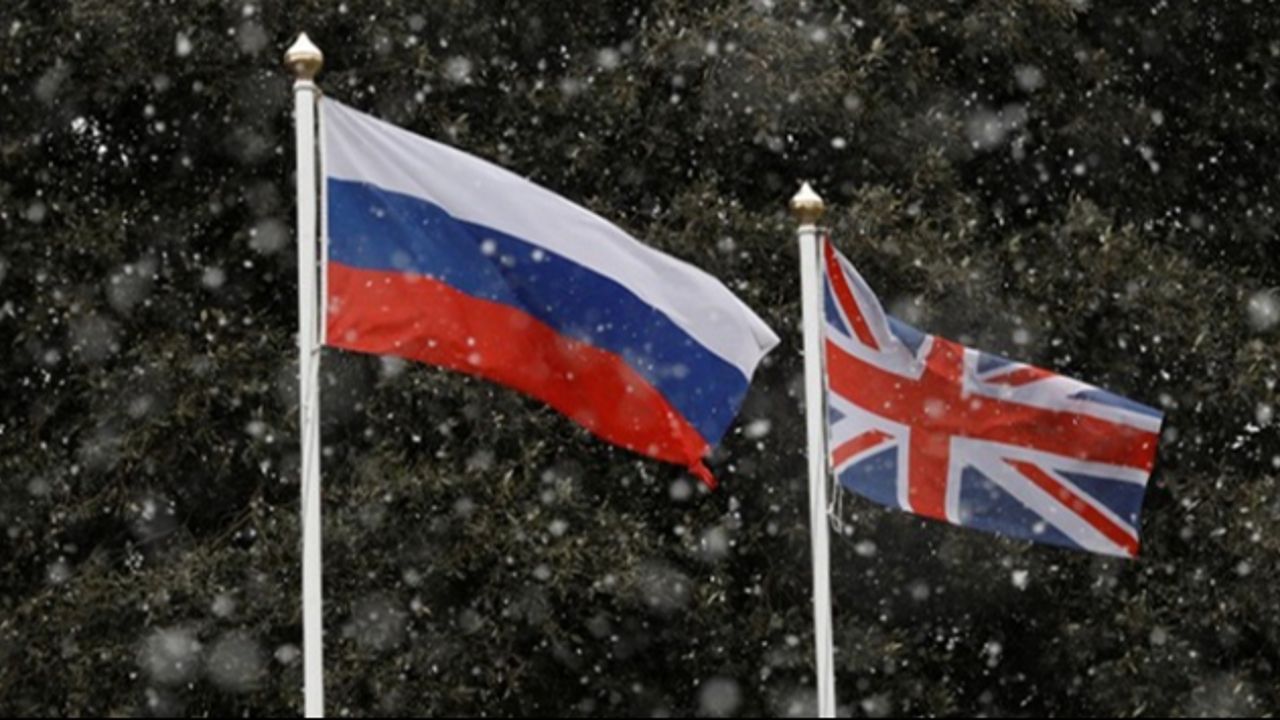 Rusya yeni kara listesini açıkladı! 22 İngiliz vatandaşına yasak geldi