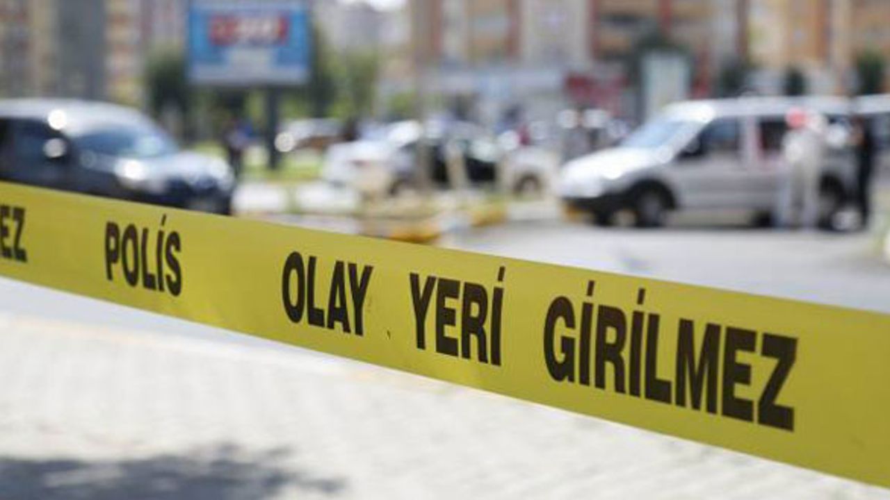 Tunceli&#039;de tartışan çift balkondan atladı: Biri yaralandı, diğeri öldü