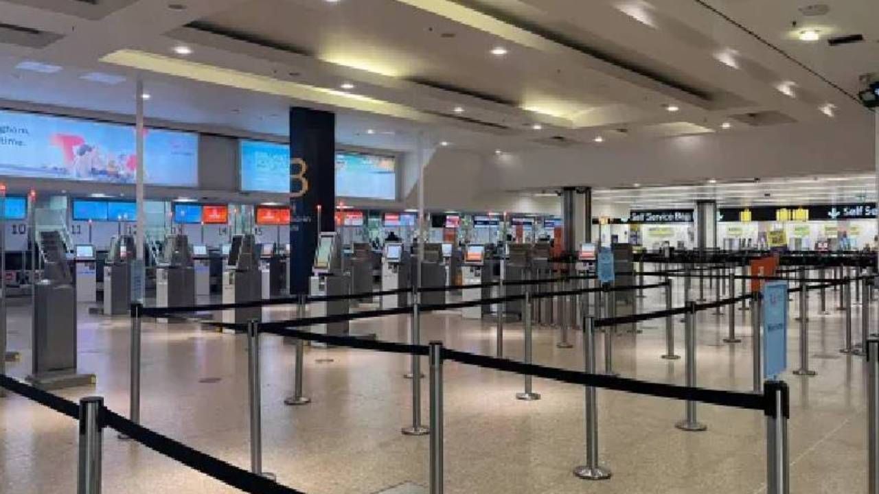 Uçakta şüpheli paket alarmı! Birmingham Havalimanı kapatıldı
