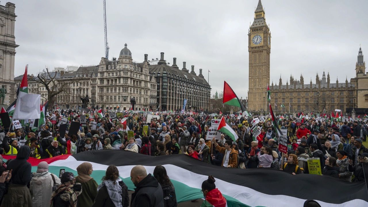 İngiltere'de Filistin protestosu: "Saklanamazsın Rishi Sunak" - Dünya
