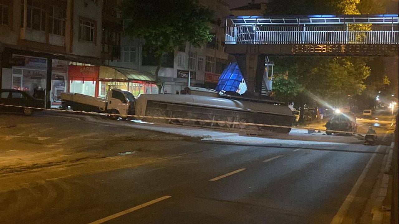 Kocaeli'de benzin dolu tanker kaza yaptı! Patlama riski üzerine evler tahliye edildi, yol trafiğe kapandı - Gündem