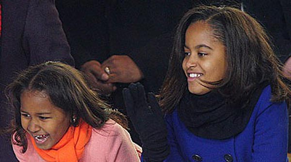 Obama&#039;nın kızlarının okulunda panik!