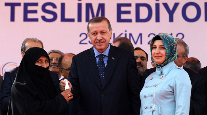 Erdoğan: Sizi Allah rızası için seviyoruz