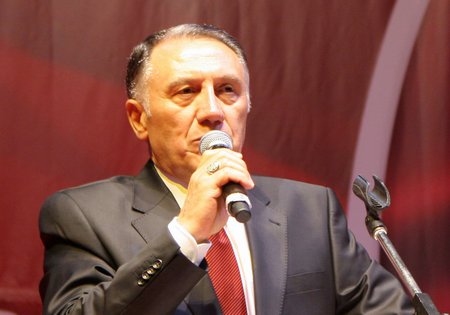 Eski vekil Mesut Türker, MHP&#039;de başkanlığa aday