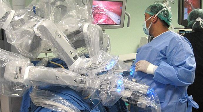 Türkiye&#039;de bir ilk, Robotik cerrahi ile böbrek nakli yapıldı