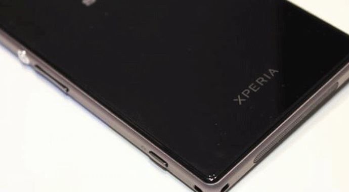Sony Xperia Z1 Mini&#039;yi duyurdu