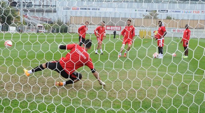 Samsunspor Balıkesirspor maçına hazırlanıyor