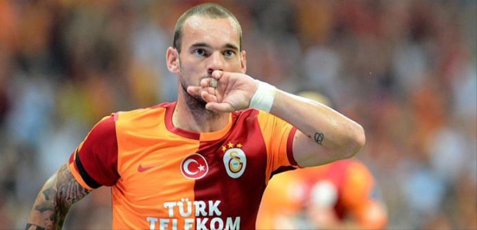 Sneijder çarpıcı açıklama, gidiyor mu